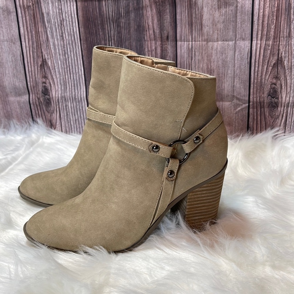Lulus Tan Booties - Picture 5 of 8